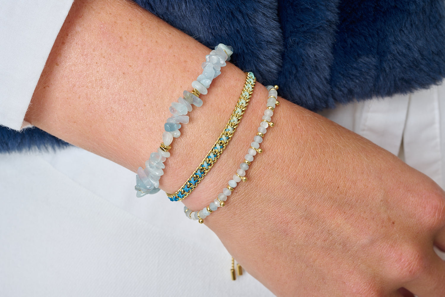 Our sana stretch bracelet featuring aquamarine gemstones, the perfect gift for her! - Boho Betty