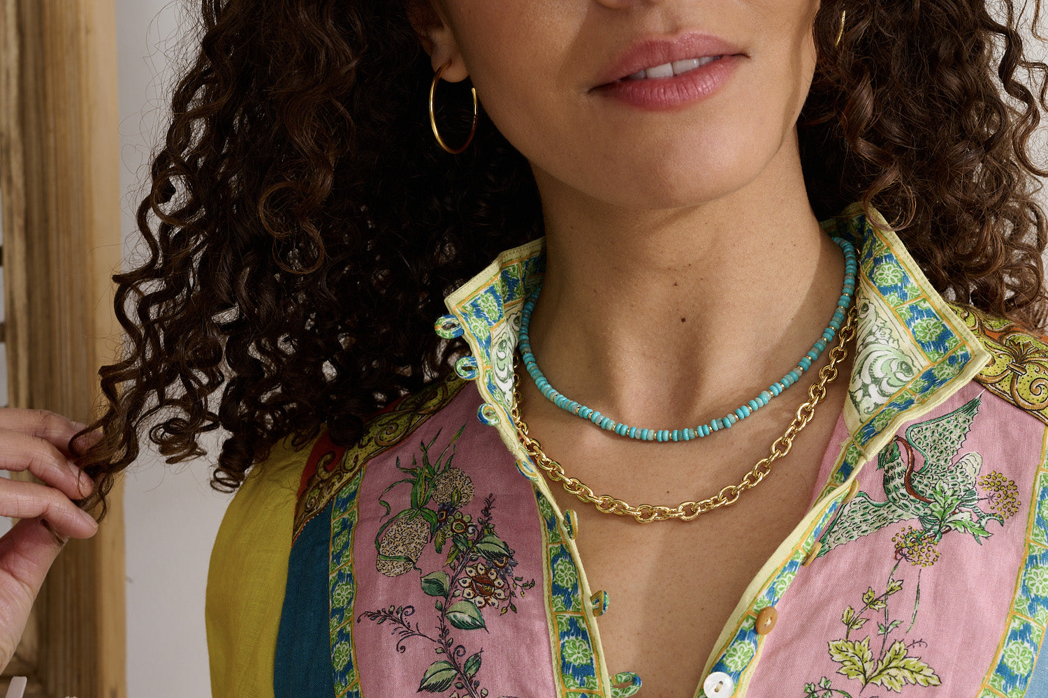 Add a touch of golden glam with the Crisar Chain Necklace, layer with gemstones for the ultimate summer styling.