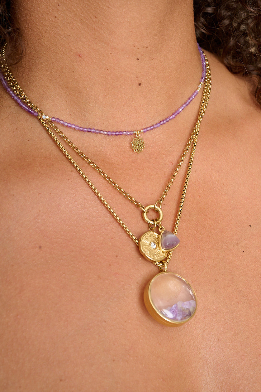 Boho Betty's beautiful Amethyst Crown Chakra necklace in gold - Boho Betty