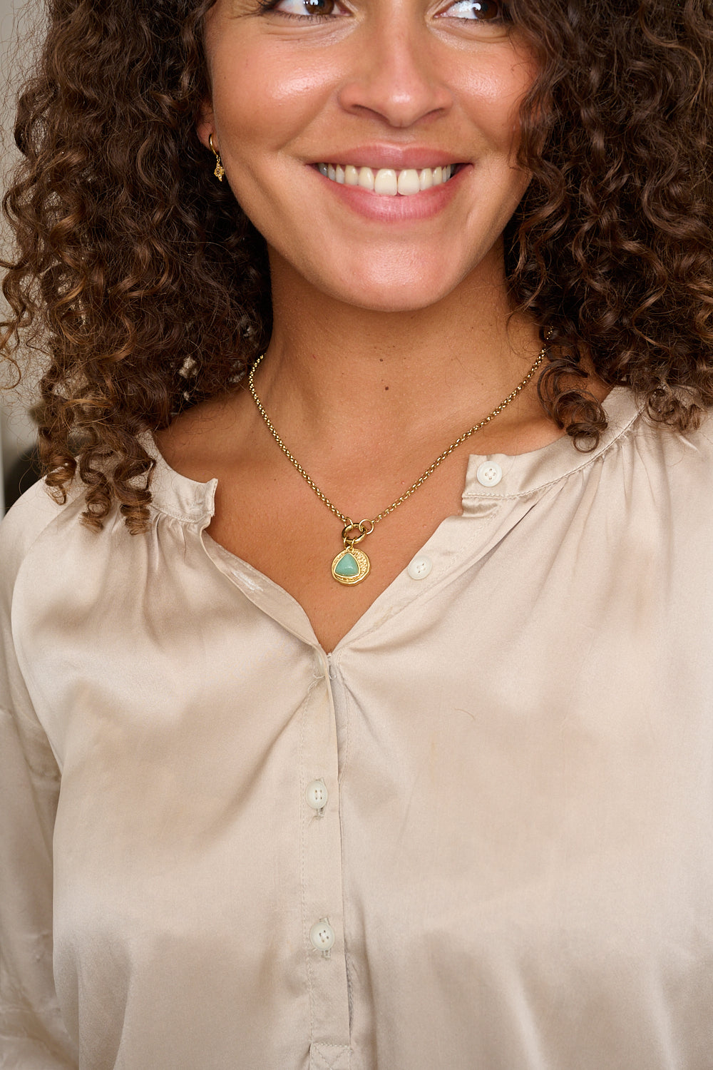 Eira Reversible Pendant Necklace with Green Aventurine Kallisto Charm.