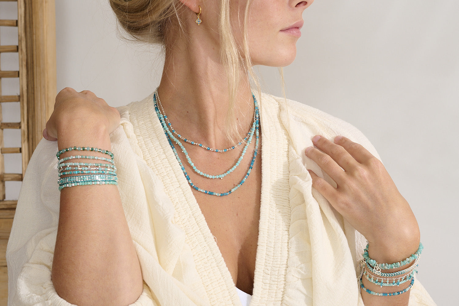 Subtle Aqua and shining silver to brighten your wardrobe for Spring!
