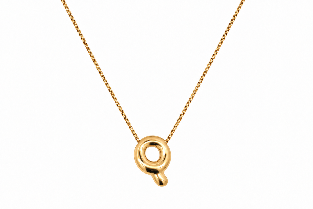 Sola Gold Initial Letter Necklace - Q