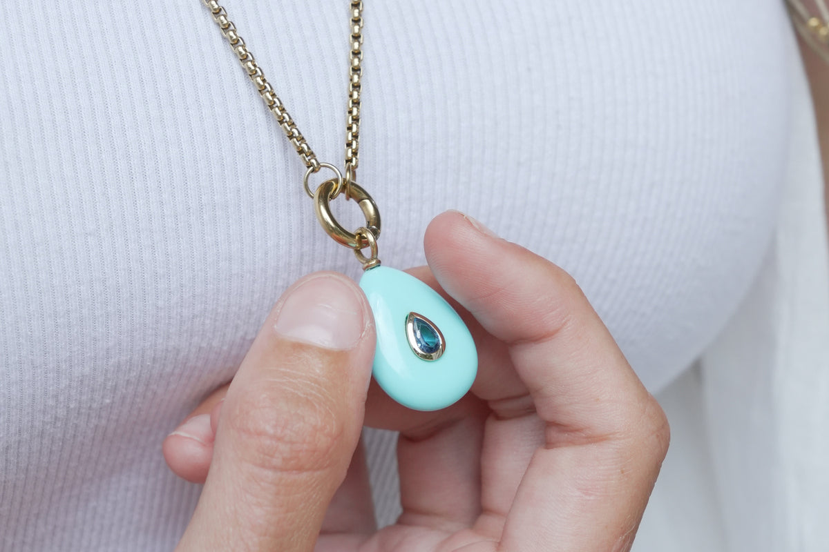 Thalia Fleur turquoise howlite gold teardrop pendant necklace by Boho Betty – a long gold chain with turquoise howlite