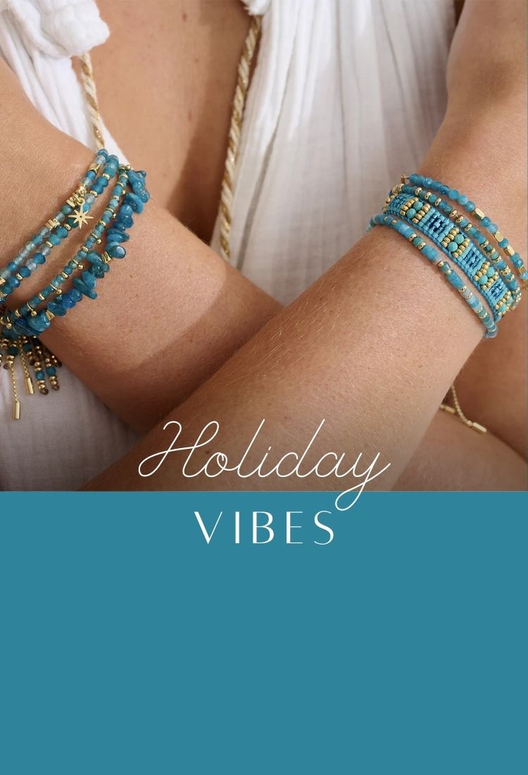 selection of turquoise blue bracelets - your classic jewellery with holiday vibes