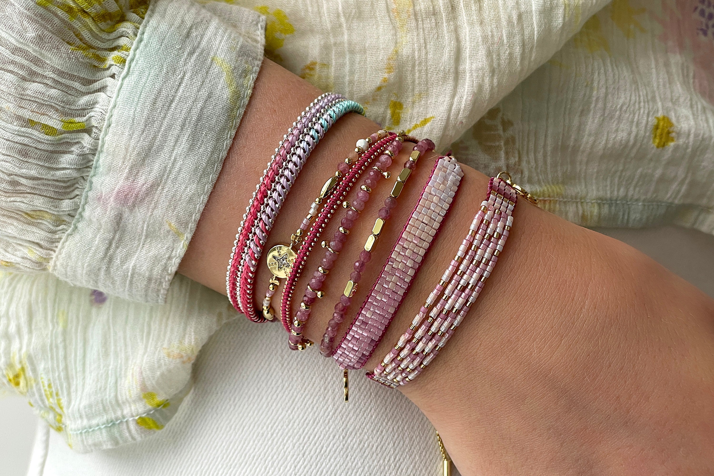 Bread bracelet store