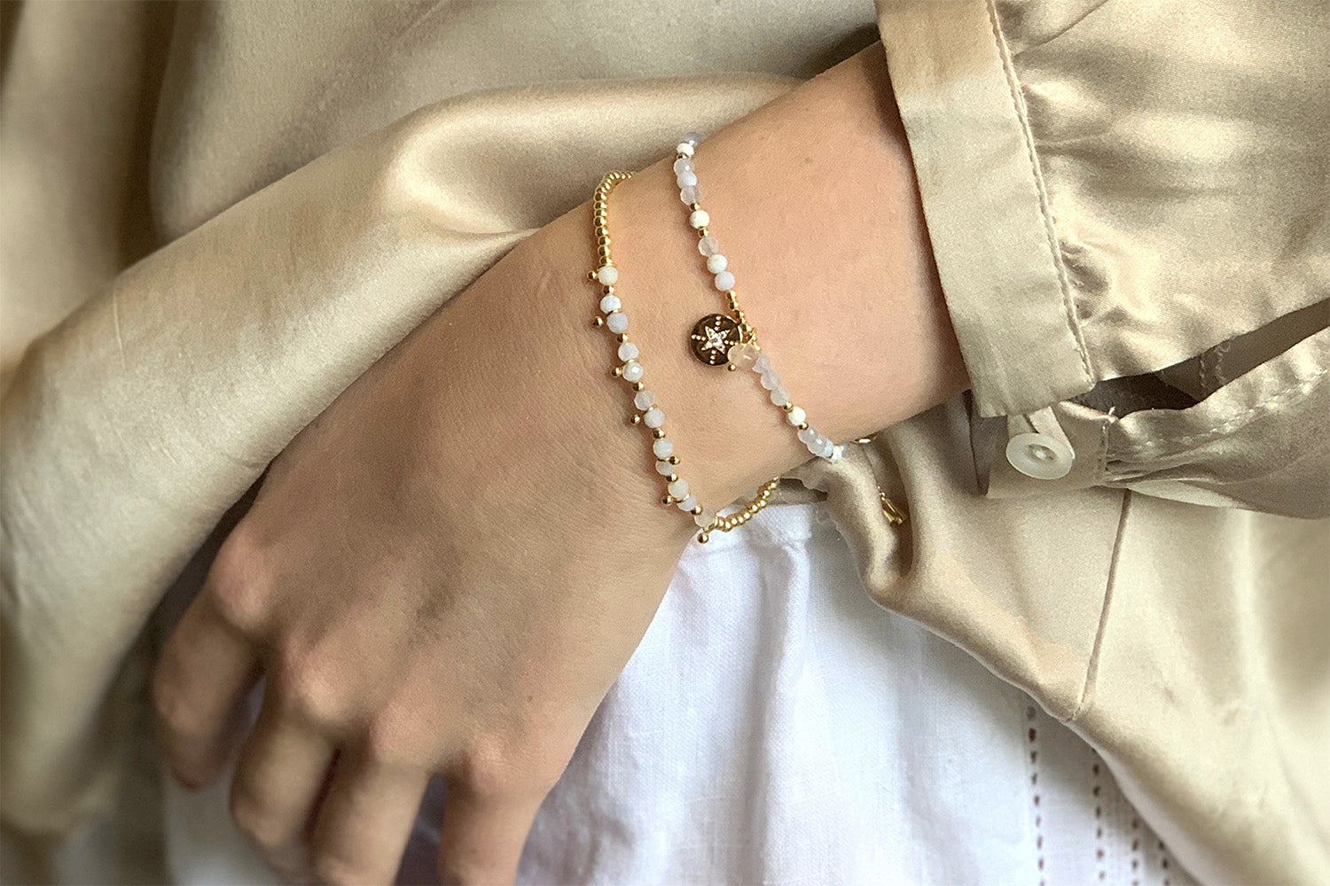 Amrum Natural White & Gold Charm Bracelet - Boho Betty