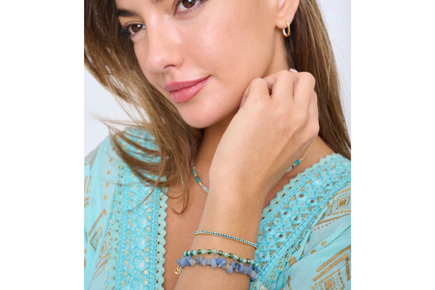 Prunus Aqua & Gold Crystal Stretch Bracelet - Boho Betty